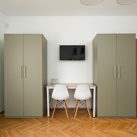 Willa Zacisze - Pokoje Goscinne Breslavia Exterior foto